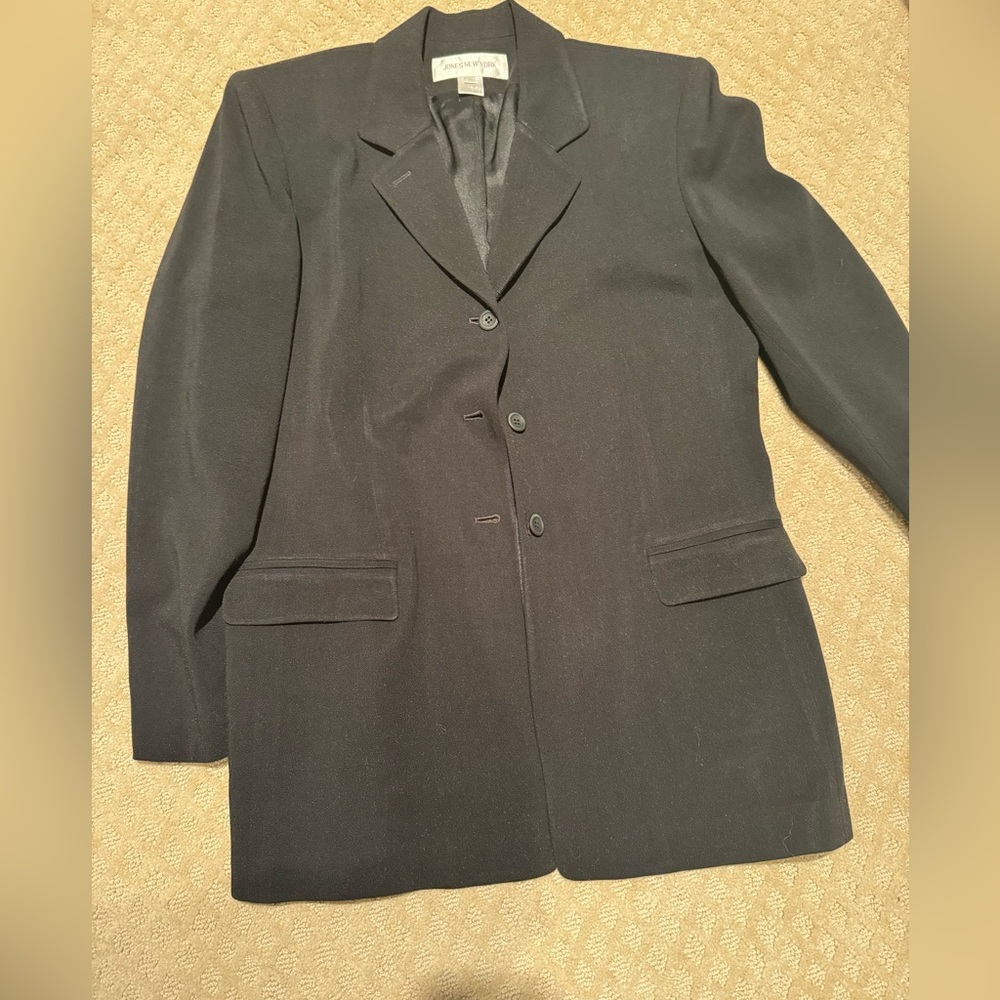 Jones New York black blazer